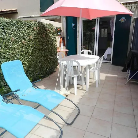 Le Lavandou, 3 Pieces, 4 Personnes - Fr-1-251-682 *